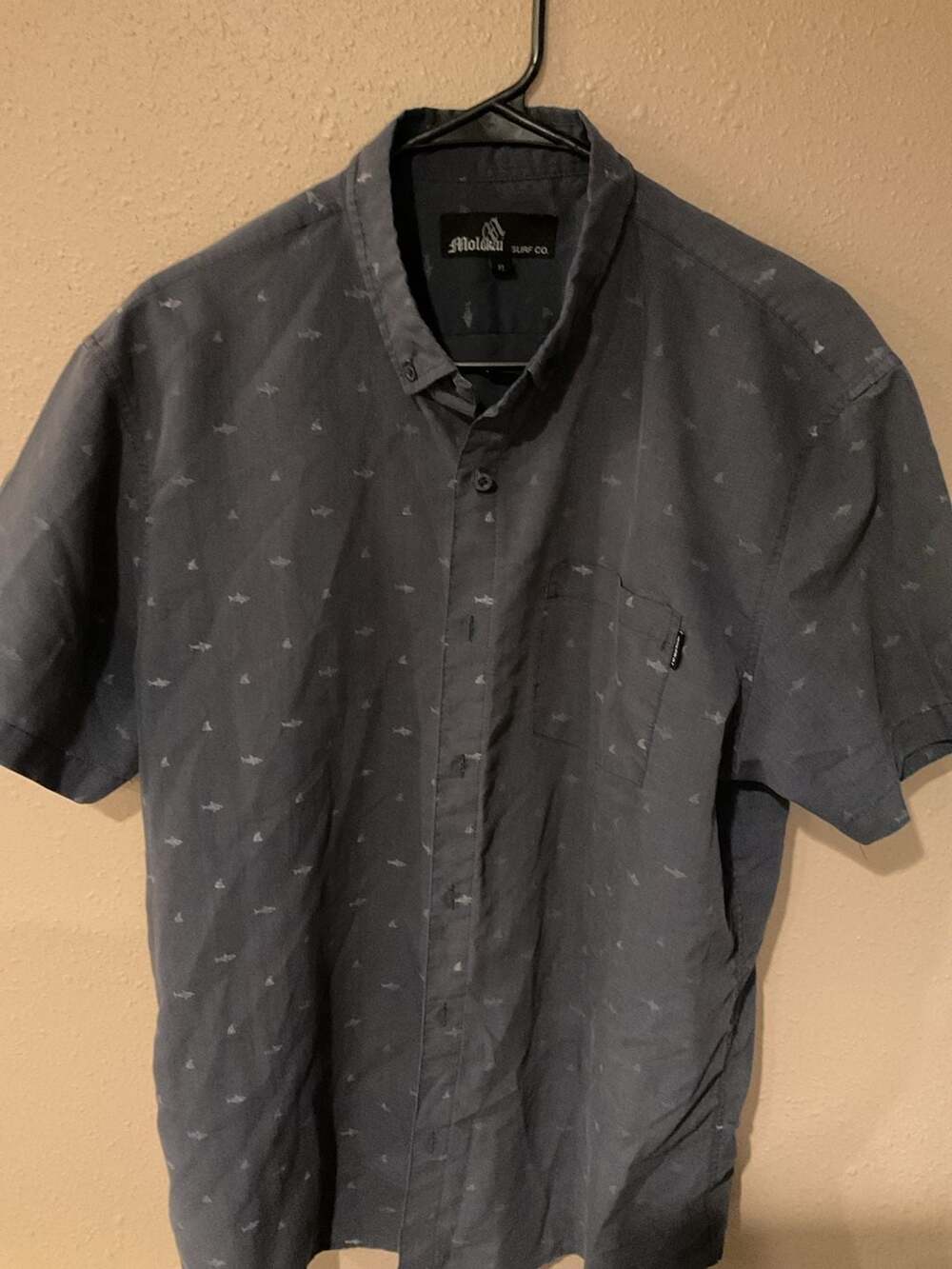 Molokai Surf Co. Men's Shark Print Short Sleeve Button Down Shirt Size XL